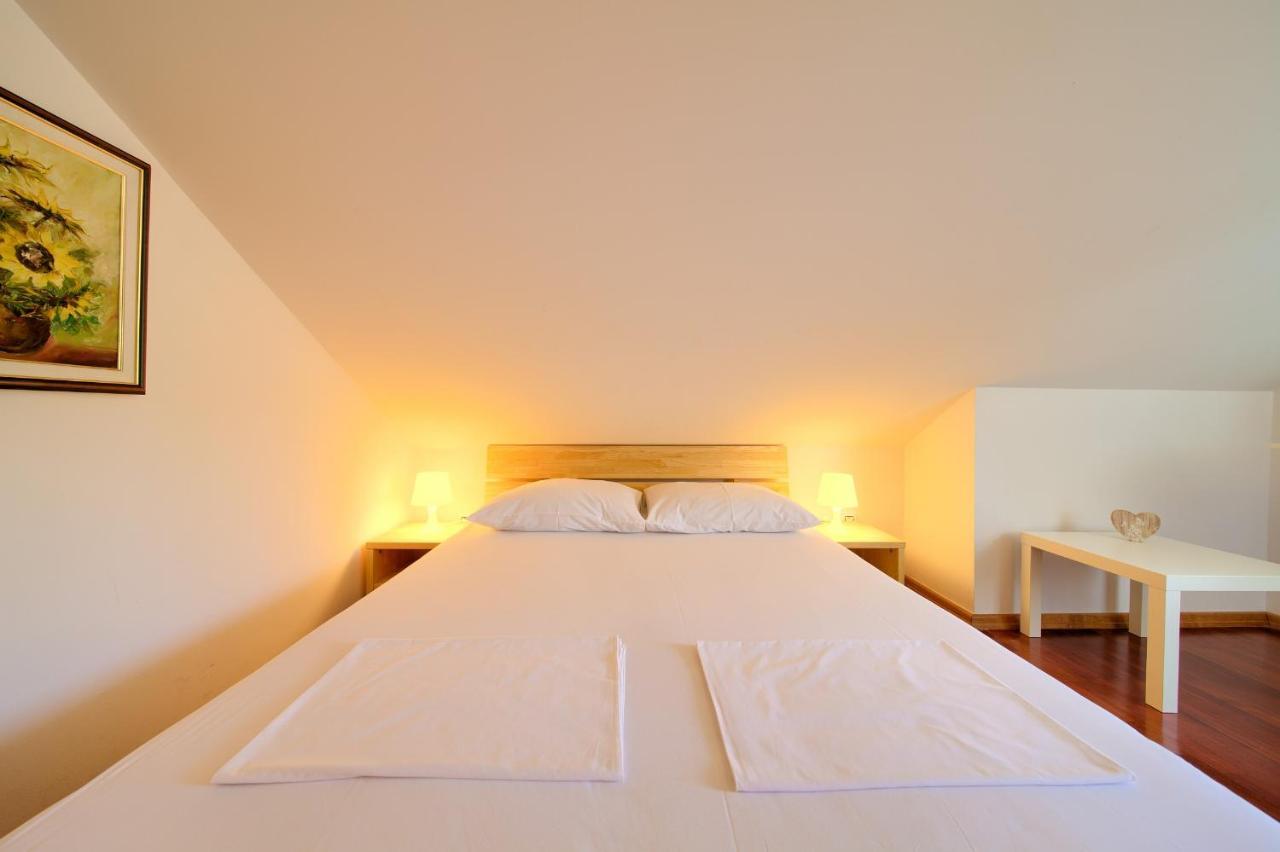 Bed&Breakfast Lucija Bed & Breakfast ปูนัต ภายนอก รูปภาพ