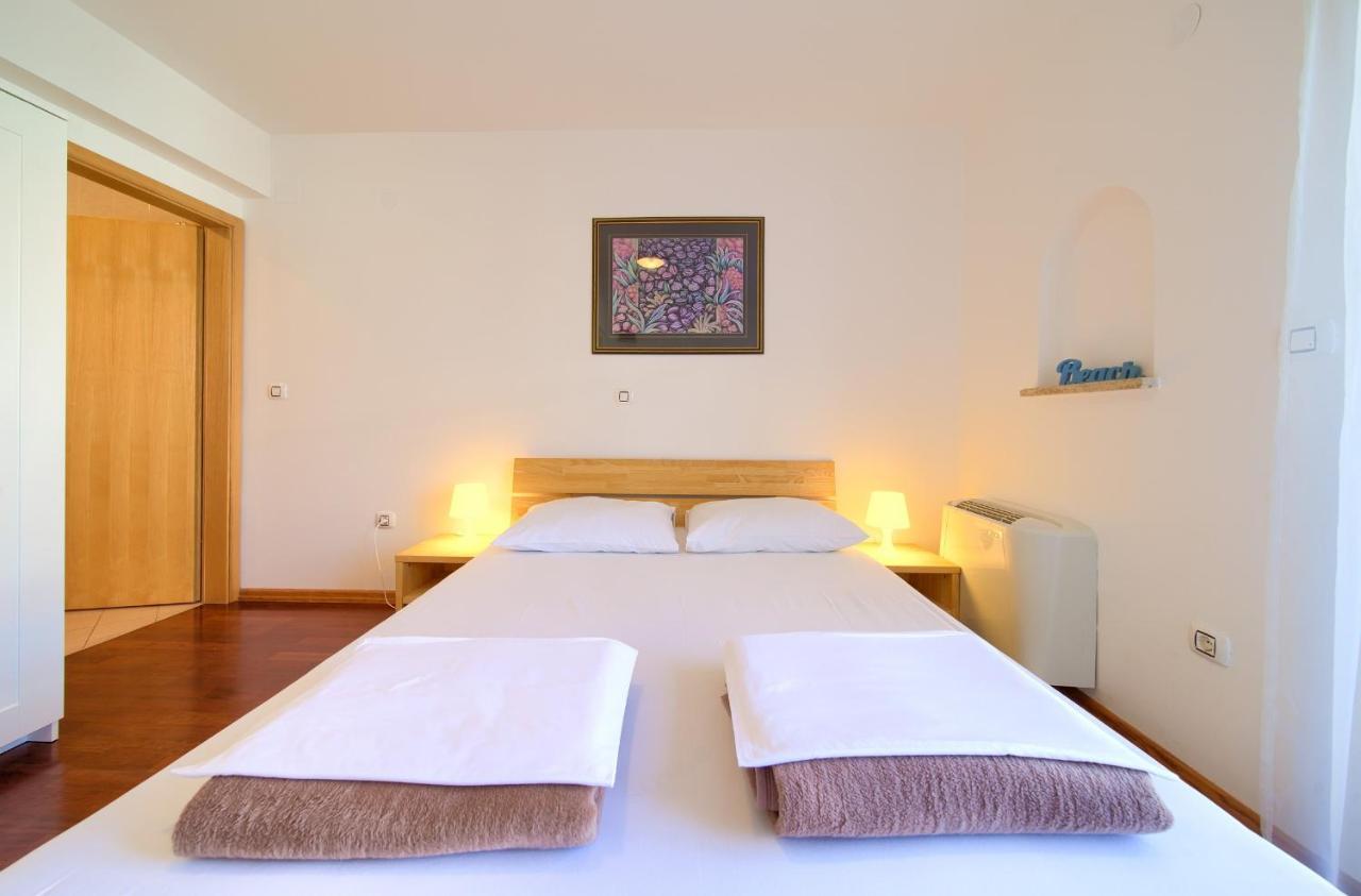 Bed&Breakfast Lucija Bed & Breakfast ปูนัต ภายนอก รูปภาพ