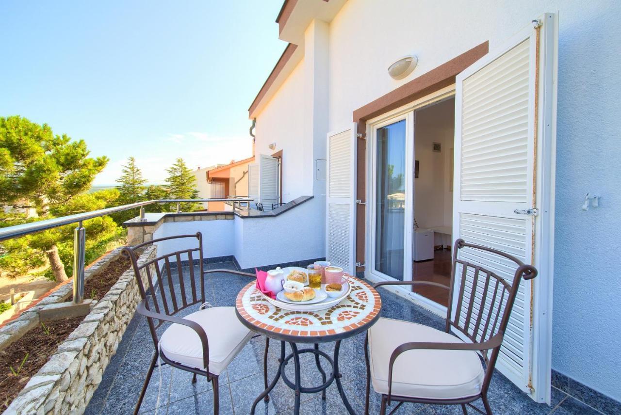 Bed&Breakfast Lucija Bed & Breakfast ปูนัต ภายนอก รูปภาพ
