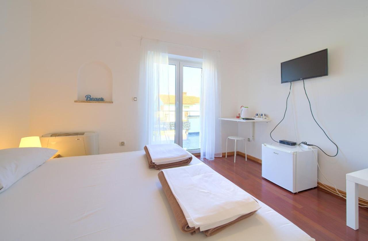 Bed&Breakfast Lucija Bed & Breakfast ปูนัต ภายนอก รูปภาพ