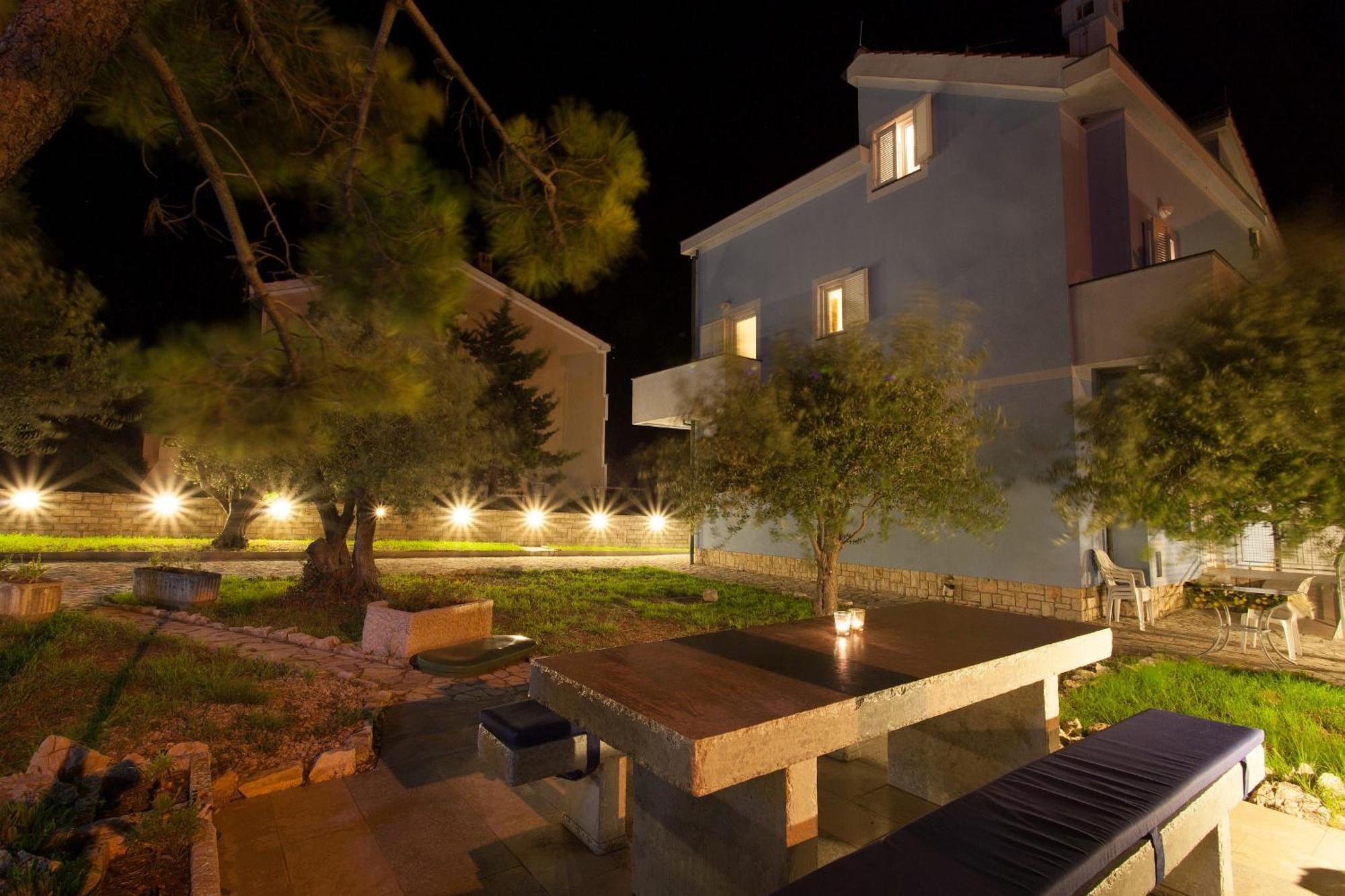 Bed&Breakfast Lucija Bed & Breakfast ปูนัต ภายนอก รูปภาพ