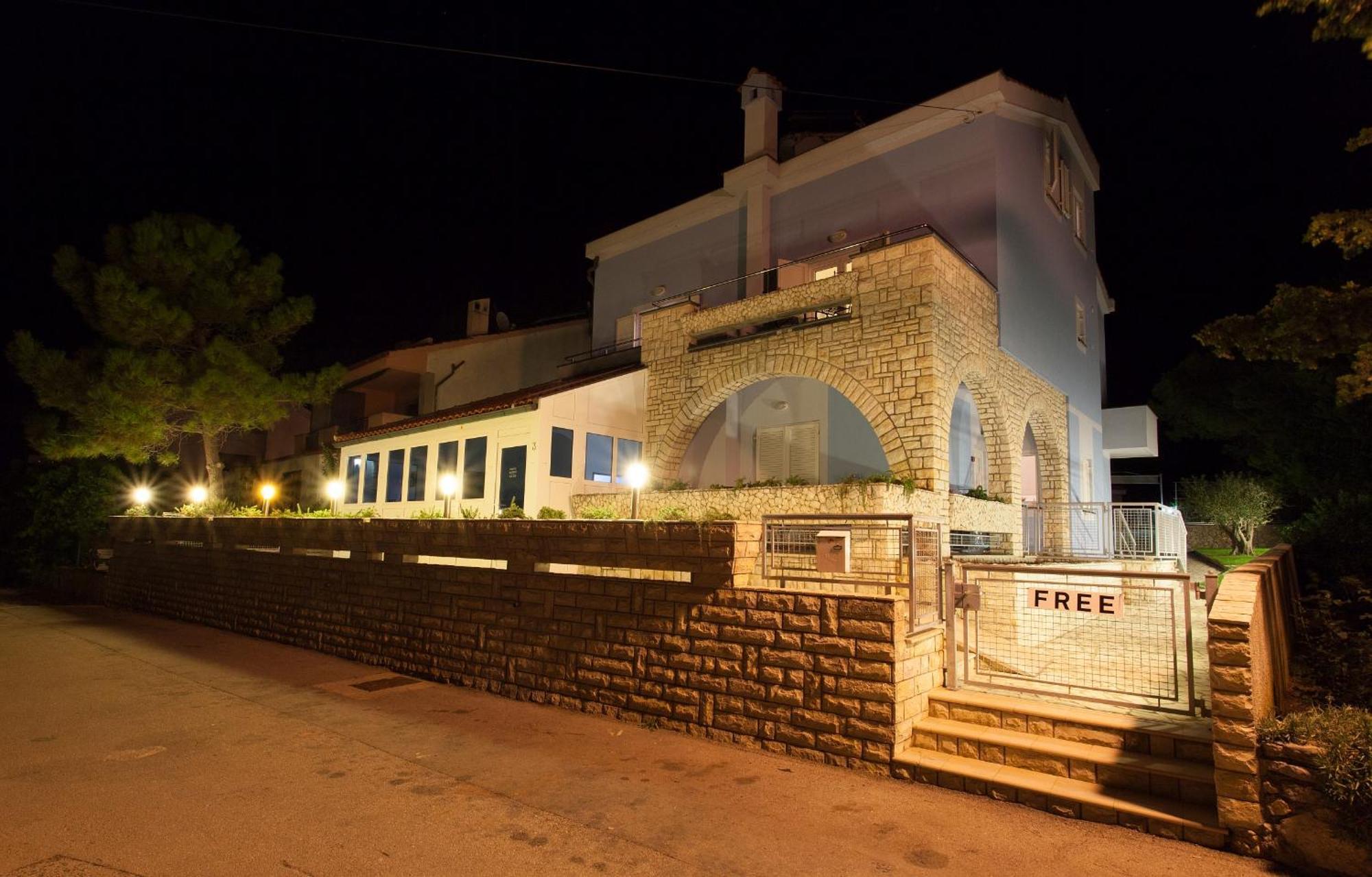 Bed&Breakfast Lucija Bed & Breakfast ปูนัต ภายนอก รูปภาพ